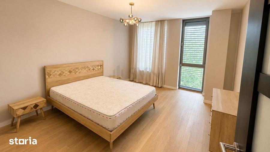 Apartament cu 4 camere în Băneasa
