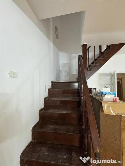 Casă cu 5 camere cu Teren 750 Mp în Ciarda Roșie