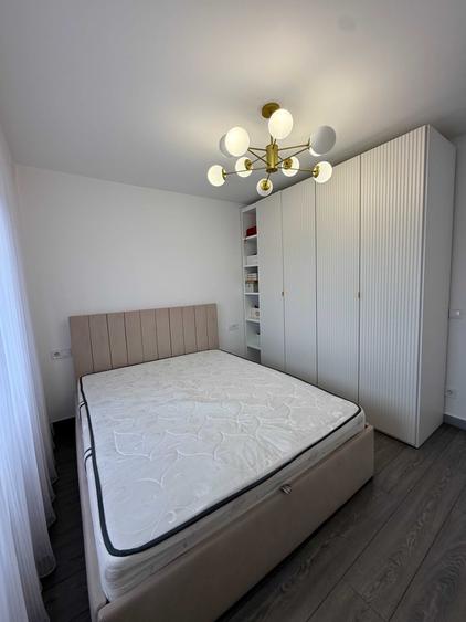 Apartament cu 3 camere decomandat în Traian