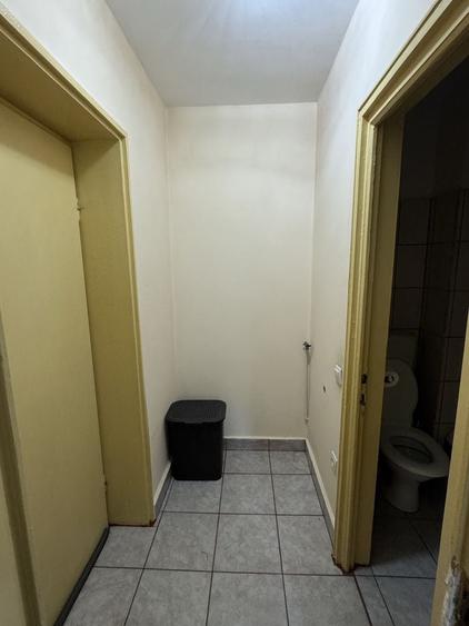 Apartament cu 2 camere semidecomandat în Calea București