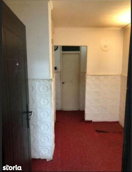 Apartament cu 2 camere decomandat în Km 5