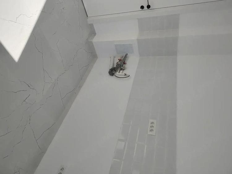 Apartament cu 2 camere semidecomandat în Gorjului