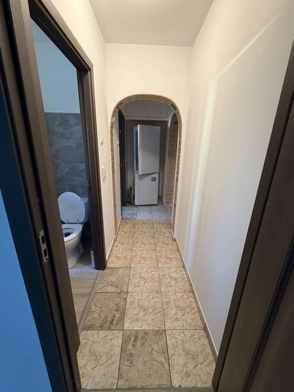 Apartament cu 2 camere decomandat în Cornișa