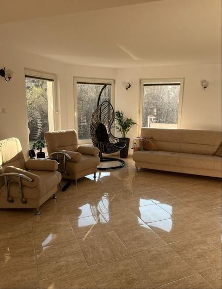 Casă cu 4 camere în Bârnova