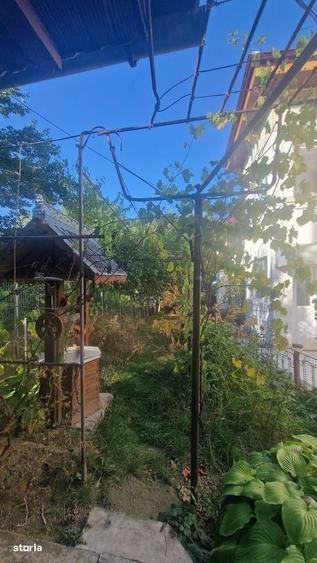 Casă cu 3 camere cu Teren 305 Mp în Central