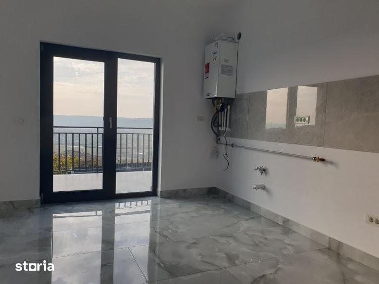 Casă cu 4 camere cu Teren 300 Mp în Valea Lupului
