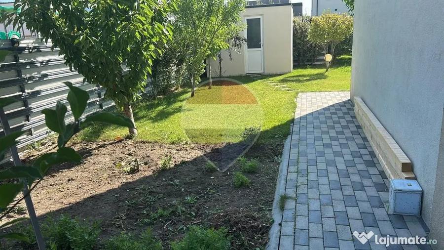Casă cu 4 camere cu Teren 450 Mp în Tamași