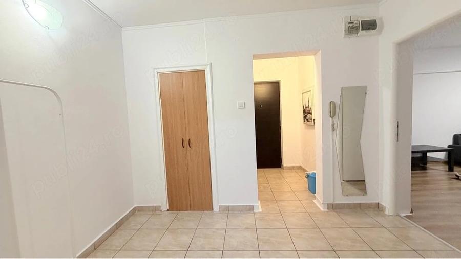 Apartament cu 2 camere semidecomandat în Apărătorii Patriei