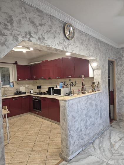 Casă cu 4 camere cu Teren 377 Mp în Central