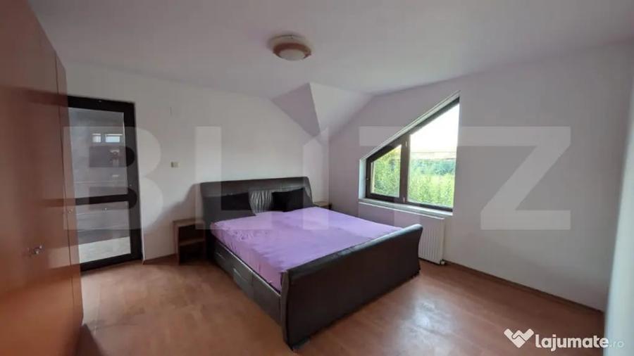 Casă cu 4 camere cu Teren 300 Mp în Central