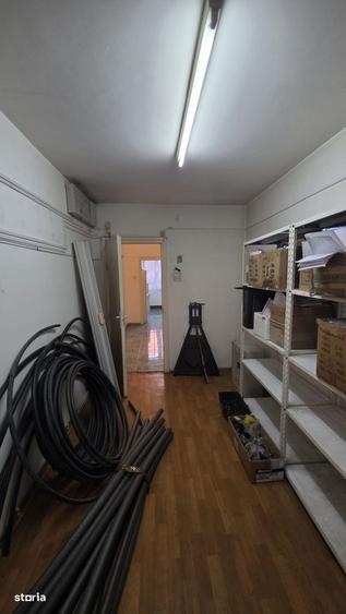 Apartament cu 3 camere în Micro 1