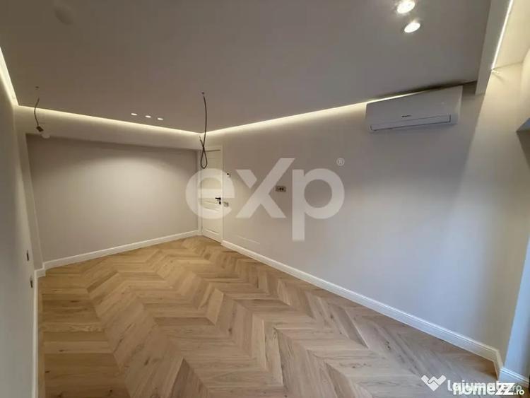 Apartament cu 4 camere în Sisești
