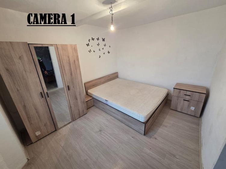 Casă cu 4 camere cu Teren 1500 Mp în Mahmudia