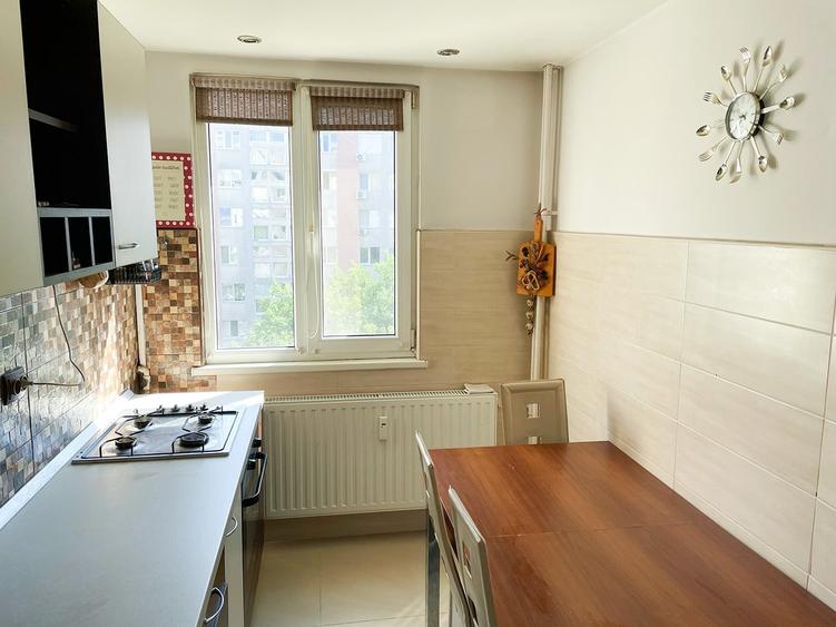 Apartament cu 2 camere semidecomandat, mobilat în Dristor