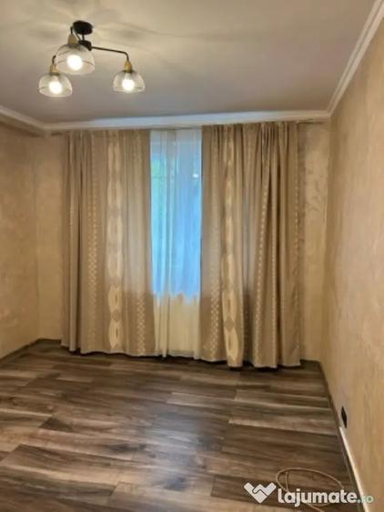 Apartament cu 4 camere decomandat, mobilat în Fizicienilor