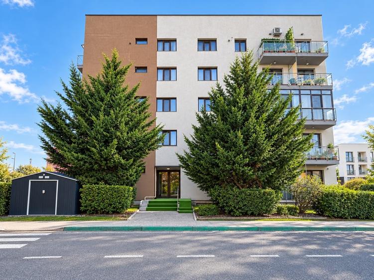Apartament cu 3 camere decomandat în Nord