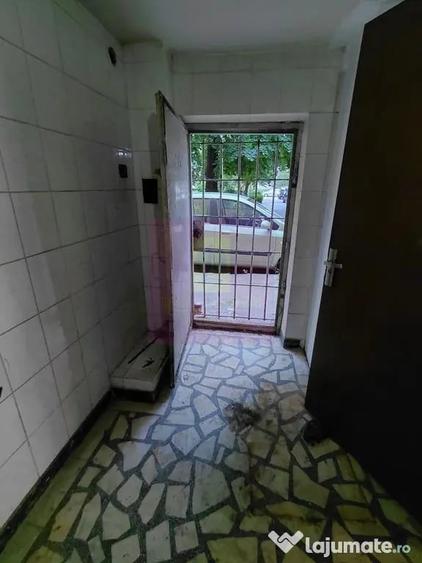 Spațiu comercial, de 105 mp, în Basarabia