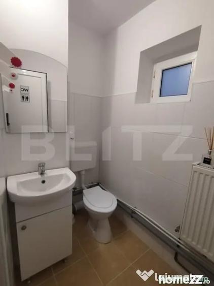 Spatiu comercial 3 camere decomandat Micro 4 - 9