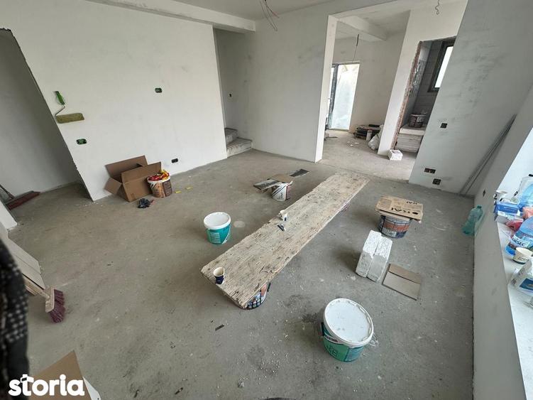 Casă cu 4 camere cu Teren 130 Mp în Central
