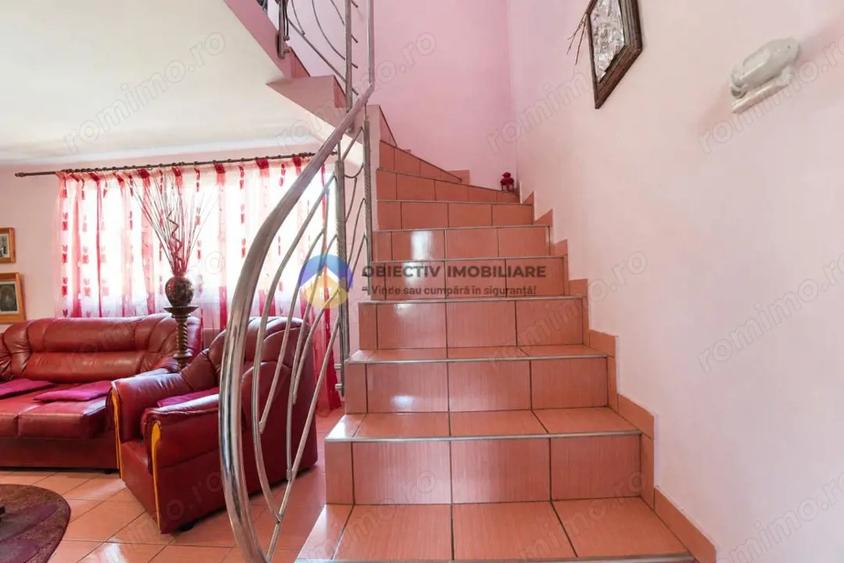Casă cu 3 camere cu Teren 1800 Mp în Bistrița