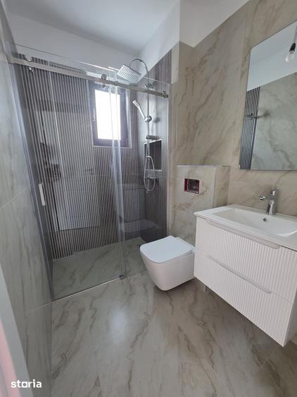 Apartament cu 3 camere în Calea București