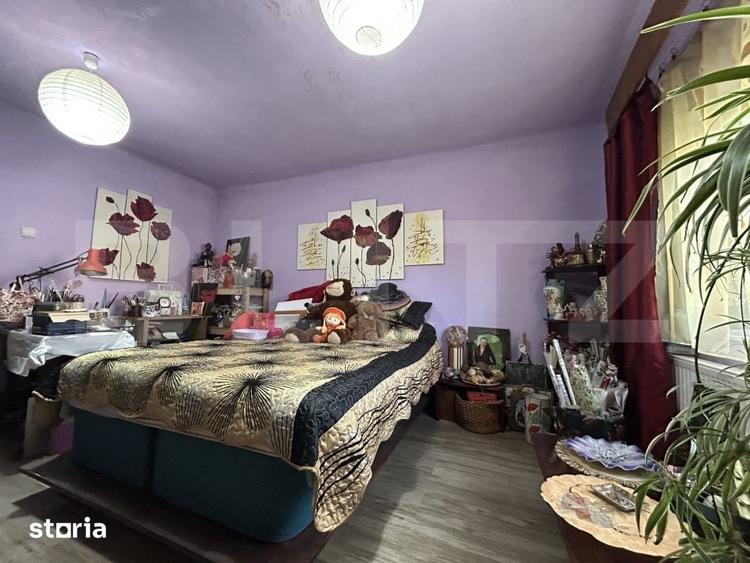 Casă cu 3 camere cu Teren 2800 Mp în Central