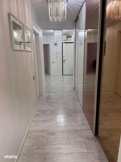 Apartament cu 3 camere decomandat în Central