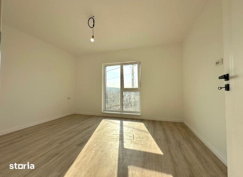 Apartament cu 3 camere în Bucium