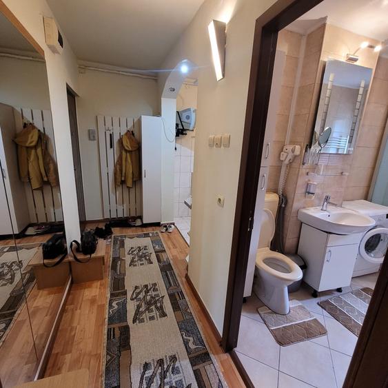 Apartament cu 2 camere nedecomandat în Astra