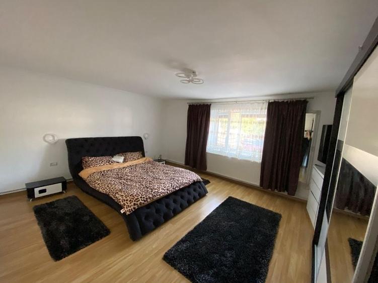 Casă cu 4 camere în Horia