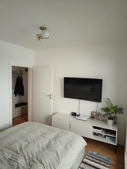 Apartament cu 3 camere decomandat în Exterior Vest