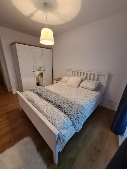Apartament cu 2 camere semidecomandat, mobilat în Torontalului