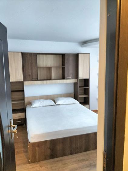 Apartament cu 2 camere decomandat în Precista