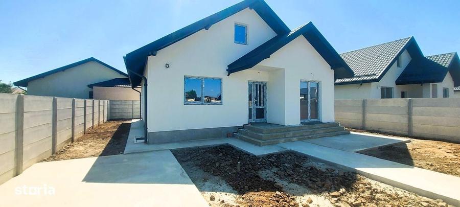 Casă cu 3 camere în Central