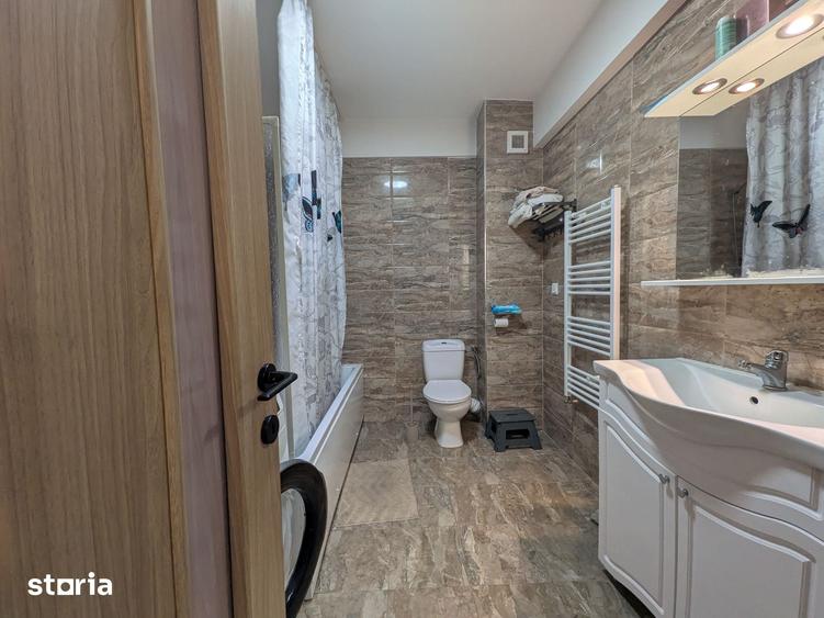 Apartament cu 3 camere în Florești