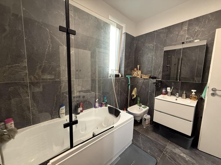 Apartament cu 2 camere decomandat, mobilat în Giroc