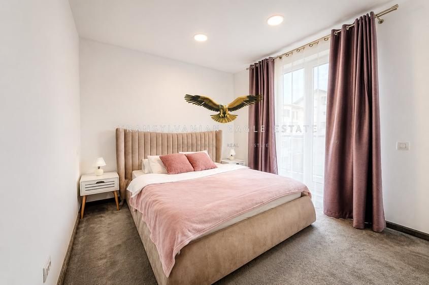 Apartament cu 3 camere semidecomandat, mobilat în Dâmbul Rotund
