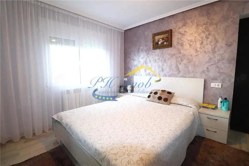 Casă cu Teren 1510 Mp în Urleta