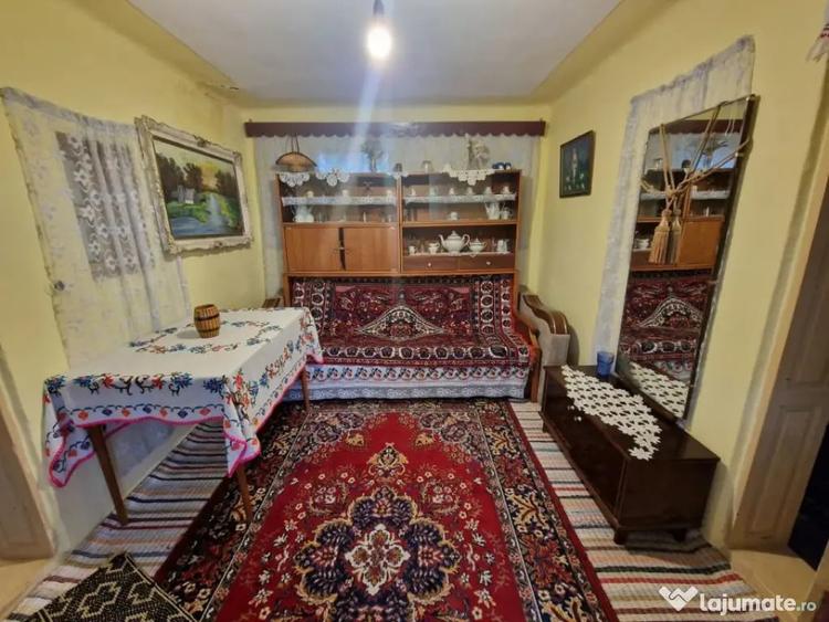 Casă cu 3 camere cu Teren 2100 Mp în Lunca