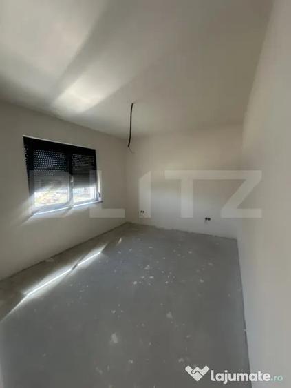 Casă cu 4 camere cu Teren 350 Mp în Odoreu
