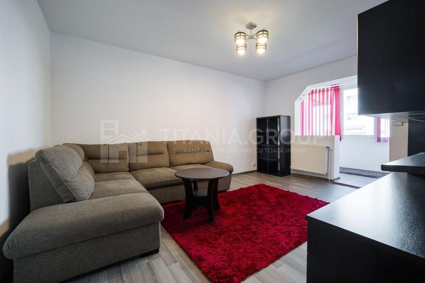 Apartament cu 3 camere decomandat, mobilat în Răcădău