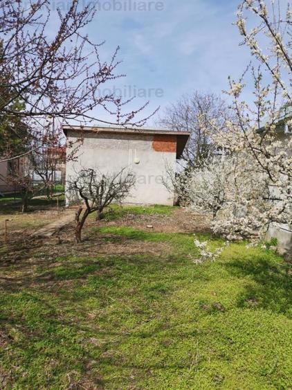 Casă cu 2 camere cu Canalizare în Lacu Sărat