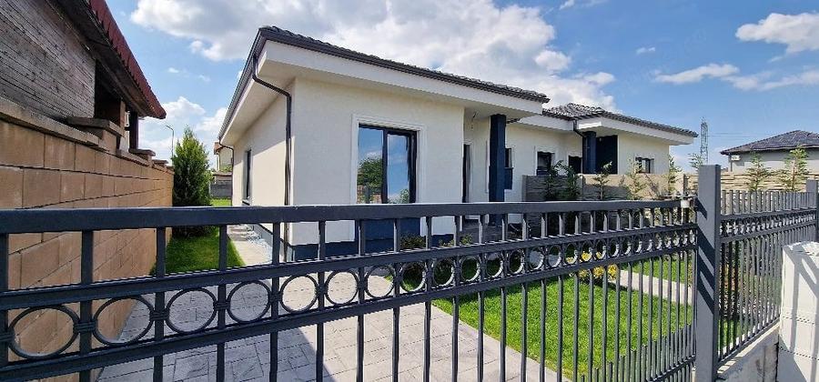 Casă cu Teren 320 Mp în Central