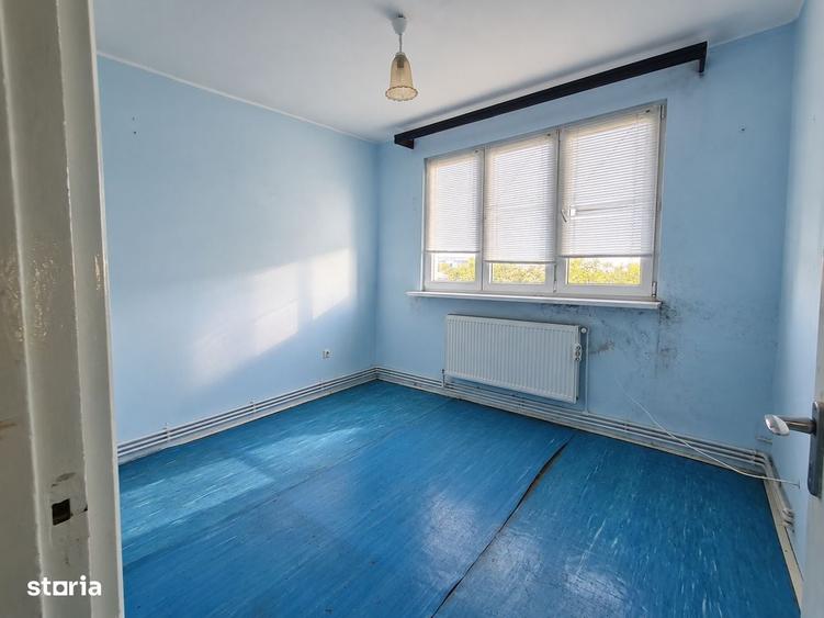 Apartament cu 3 camere decomandat în Țiglina 2