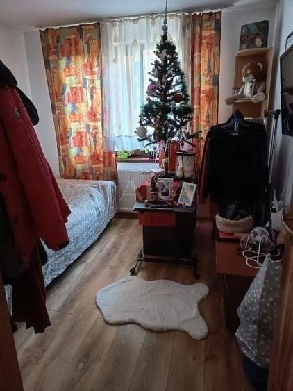 Apartament cu 3 camere decomandat în Florești — fotografia 3