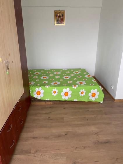 Garsonieră decomandată în Exercițiu