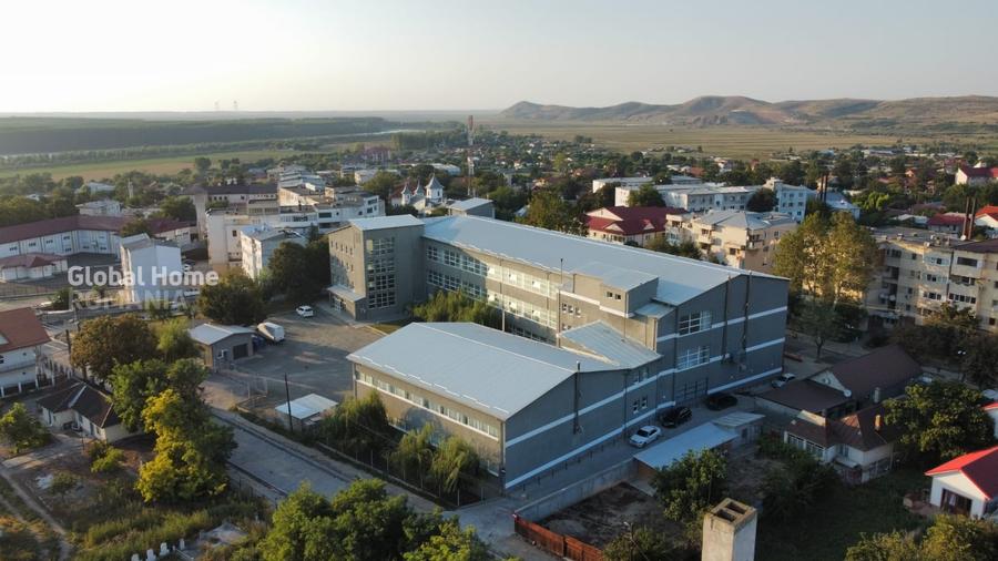 Spațiu industrial, de 6,474 mp, în Măcin