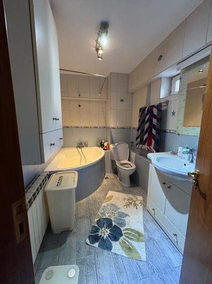 Apartament cu 2 camere în Aviației
