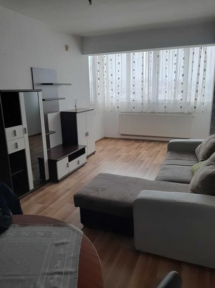 Garsonieră decomandată în Exterior Vest