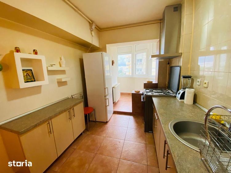 Apartament cu 3 camere, mobilat în Pantelimon